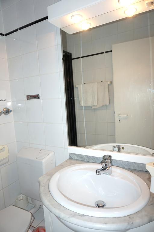 דיסלדורף Artus Hotel מראה חיצוני תמונה