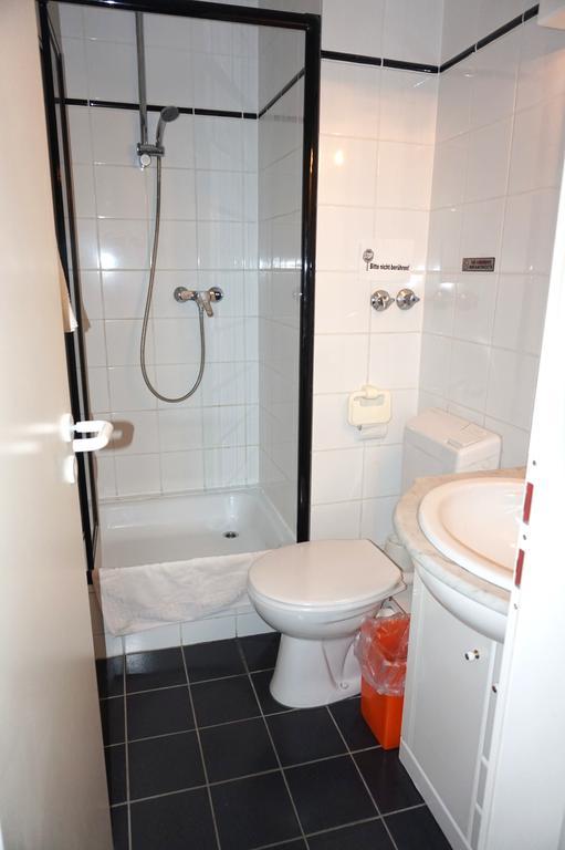 דיסלדורף Artus Hotel מראה חיצוני תמונה